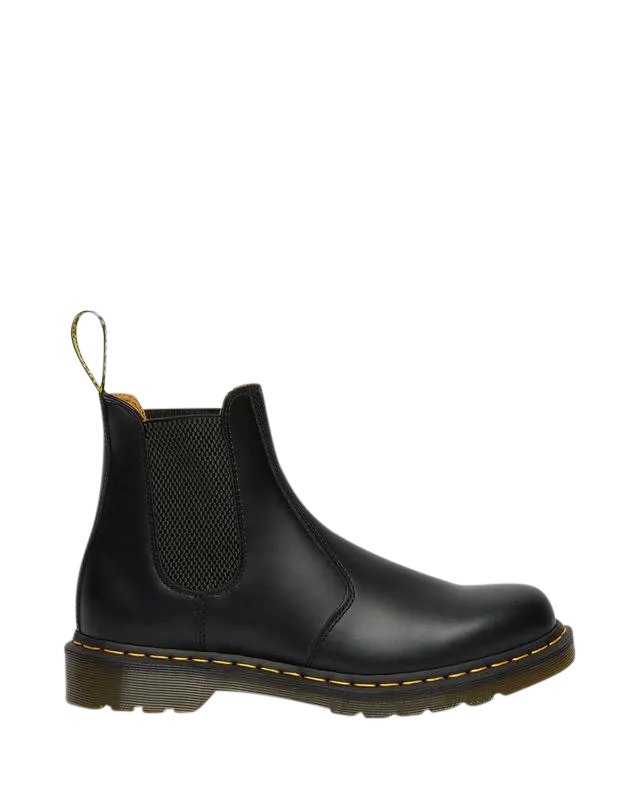 2976 Yellow Stitch Smooth Leather Chelsea Boots - Black Vintage