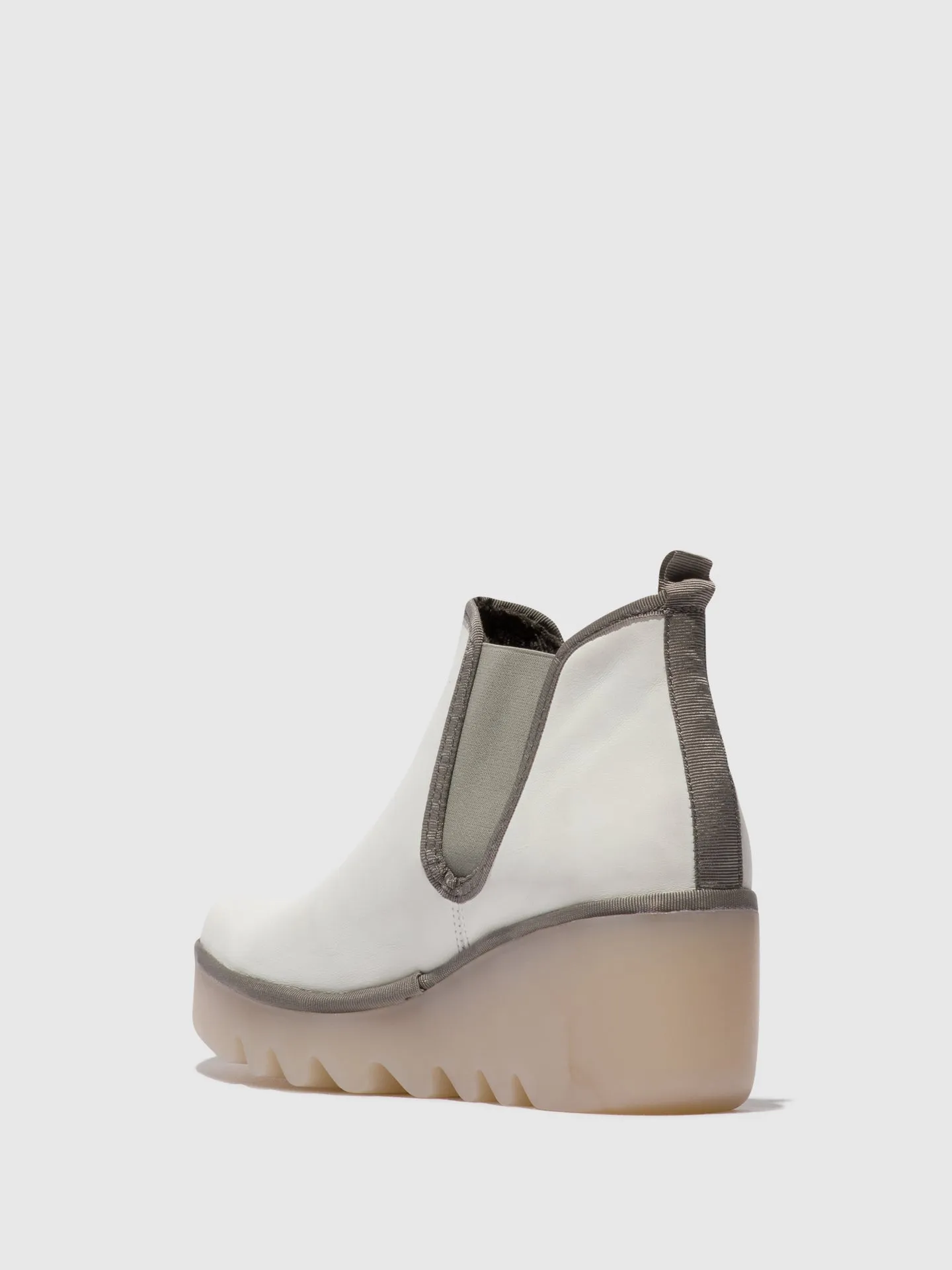 Chelsea Ankle Boots BYNE349FLY WHITE (MILKY SOLE)