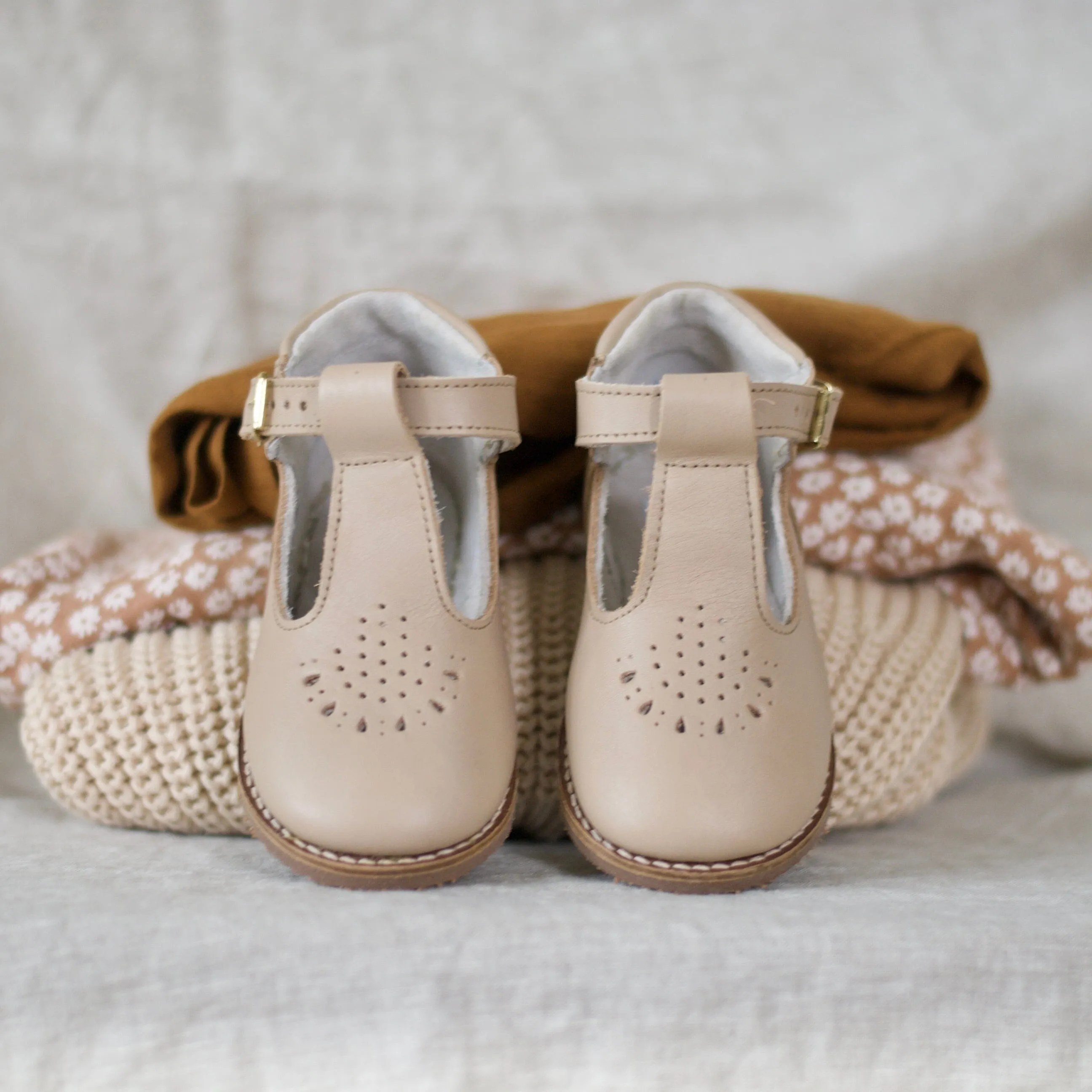 Greta T-Strap | Truffle