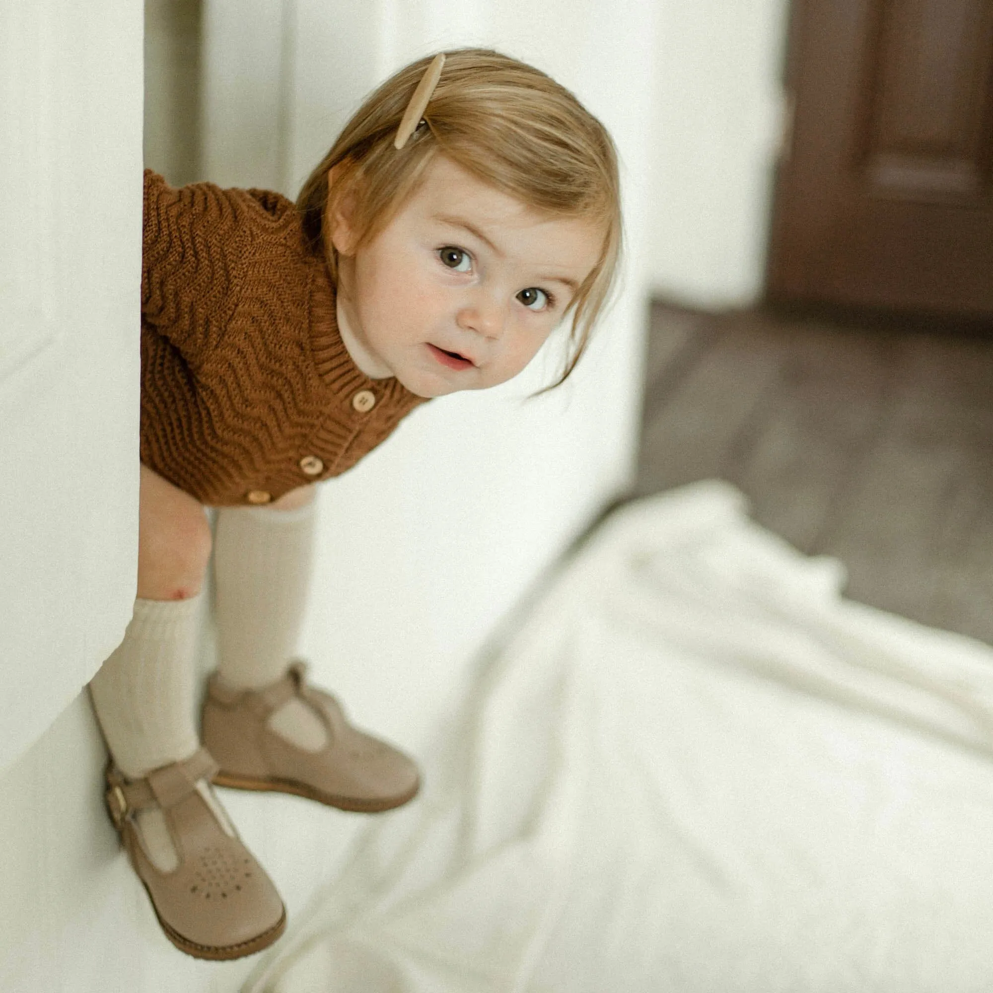 Greta T-Strap | Truffle