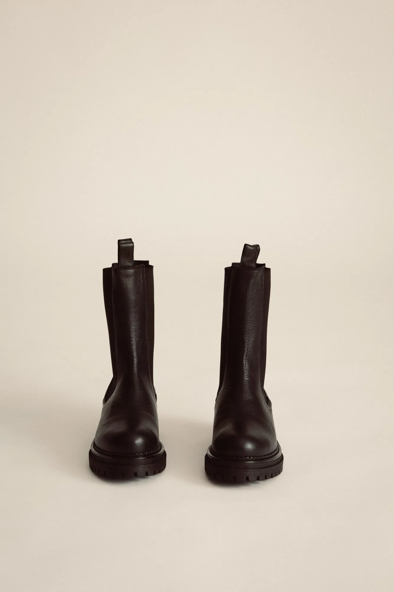 High Chelsea Boots Black