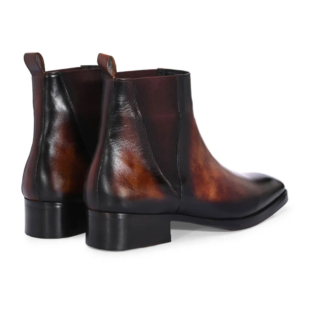 Marble-Gloss Masterpiece: Men’s Hand-Patina Chelsea Boots in Cognac