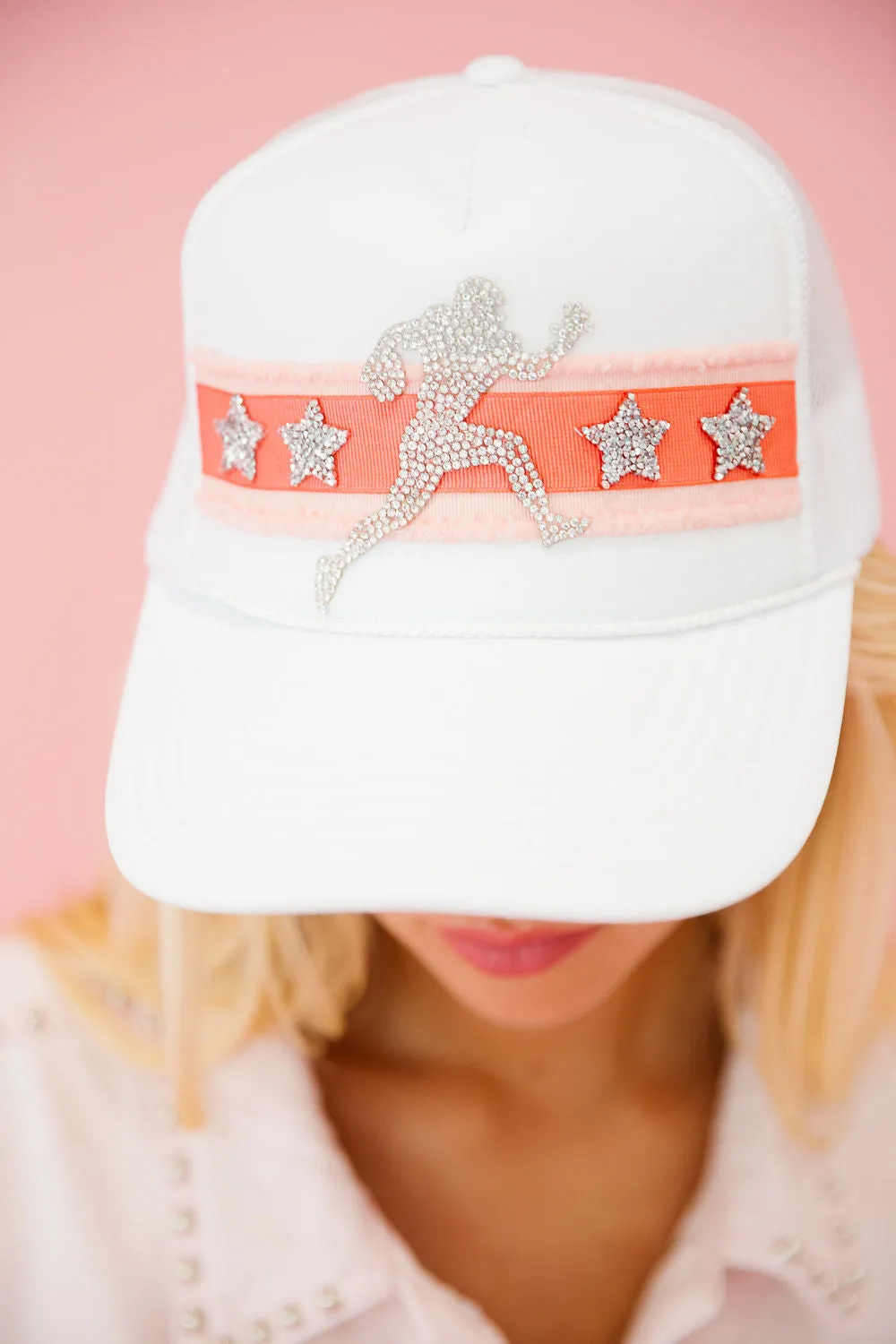 TEAM PLAYER WHITE TRUCKER HAT
