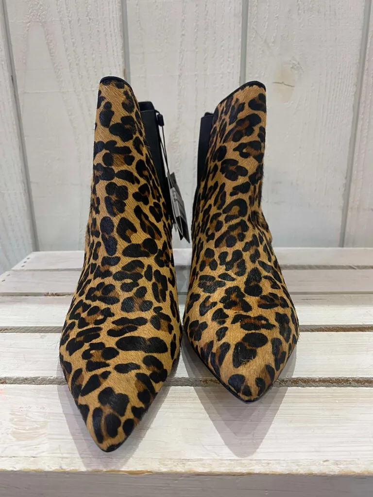 Zara NWT Leopard Calf Hair Chelsea Ankle Boots - Size 38